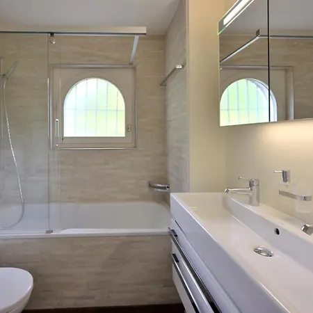 Hölzerhütte * Arosa