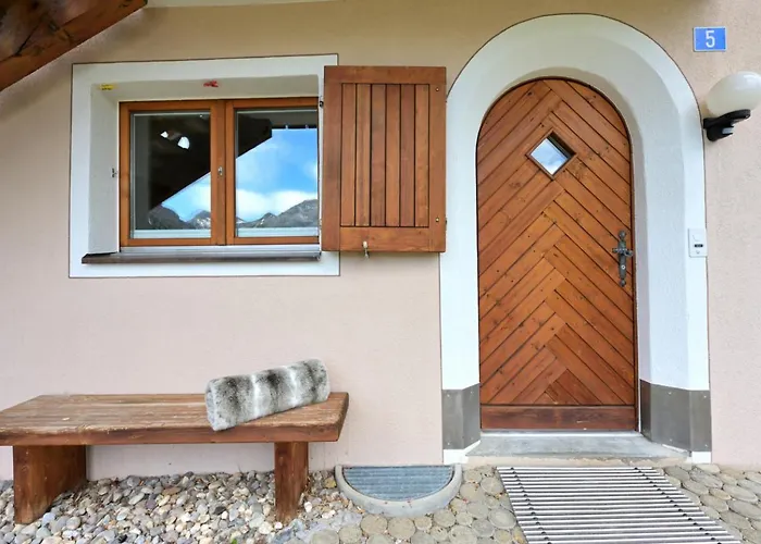 Hoelzerhuette * Arosa