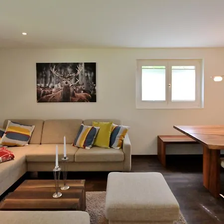 Hoelzerhuette 阿罗萨